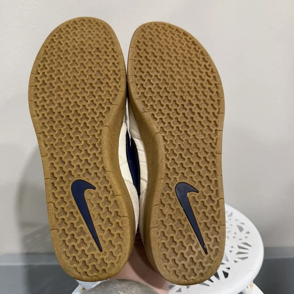 Nike good used
